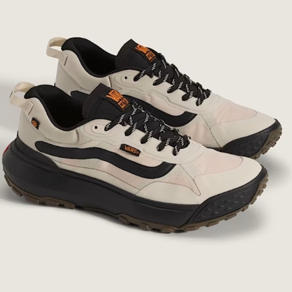 Vans MTE Crosspath shoe, cream and black with orange accents. Men's 13, NWT!